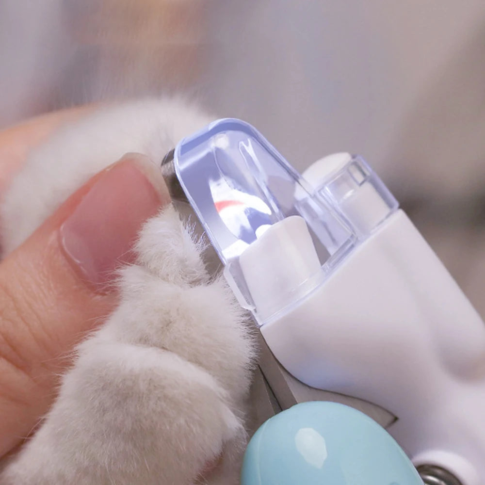 1PC Cat Led Nail Clippers With Lights - Anti-Blood-Splatter Pet Nail Scissors For Kittens - Dog Lighted Nail Clippers
